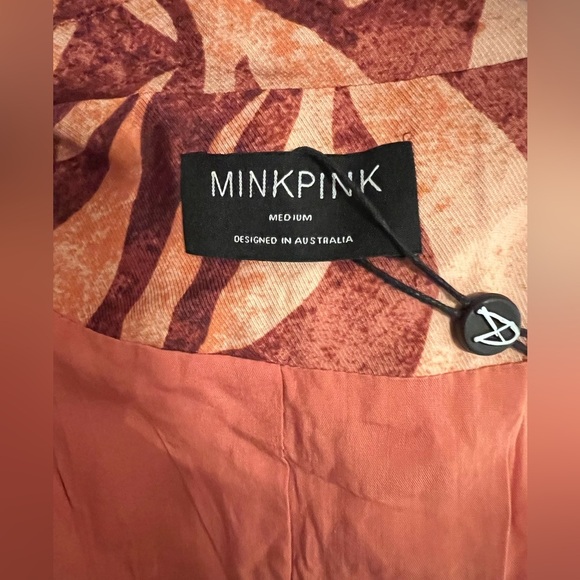 MINKPINK Women's Goldie belted Blazer, size medium in animal print, NWT - Picture 11 of 14